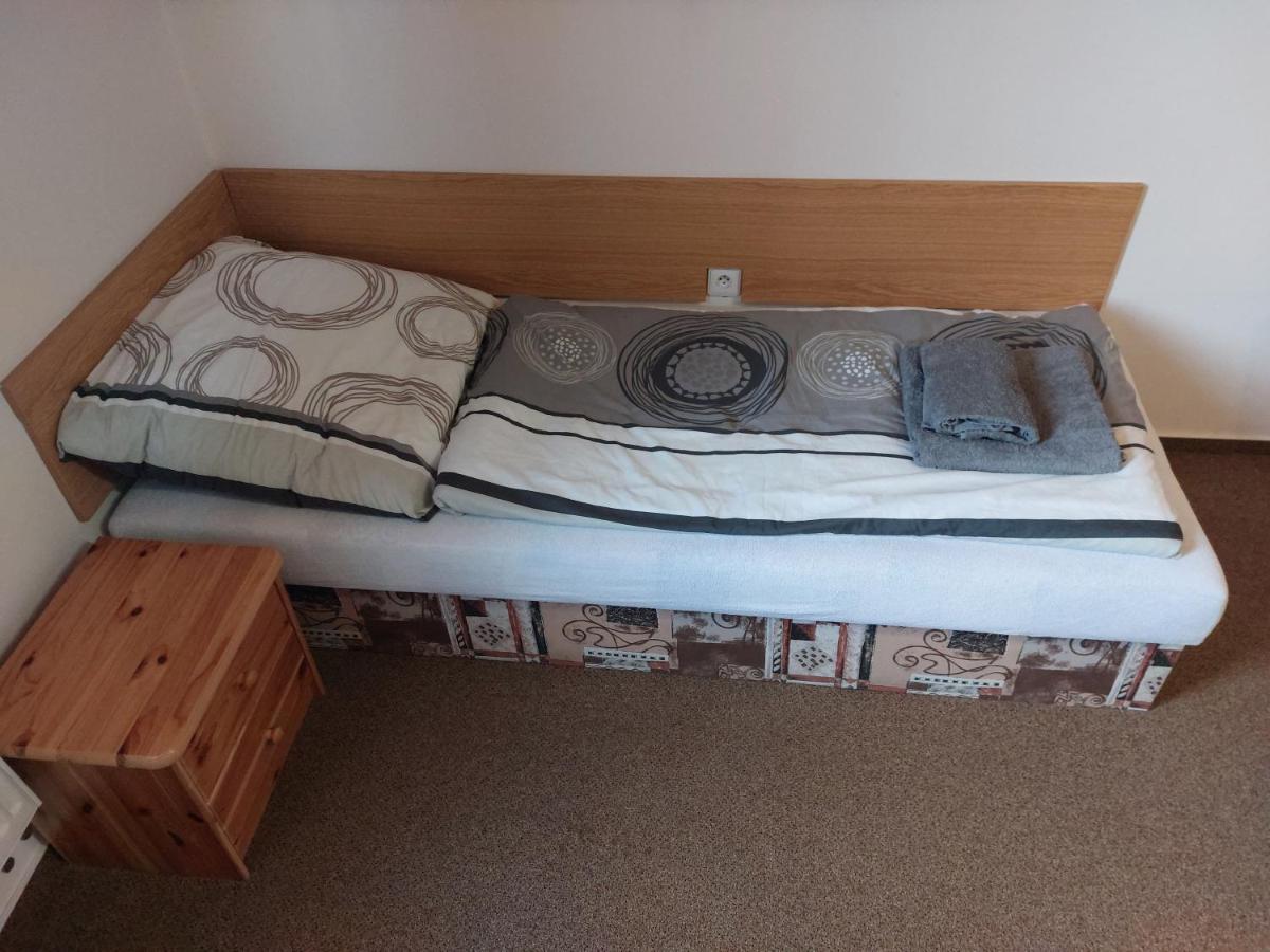 Rozmberska Basta Hotel Třeboň Екстериор снимка